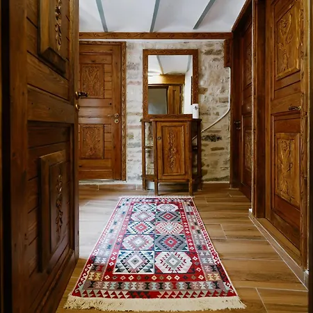 Old Well Bazaar Apartment