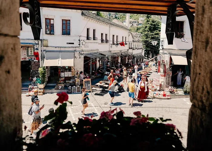 Old Well Bazaar * Gjirokastër